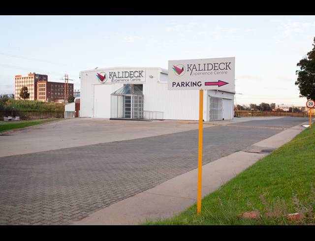 19,000M² WAREHOUSE FOR SALE IN SELBY